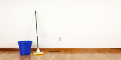 Mop bucket and a clean empty room.Please also see my lightbox: